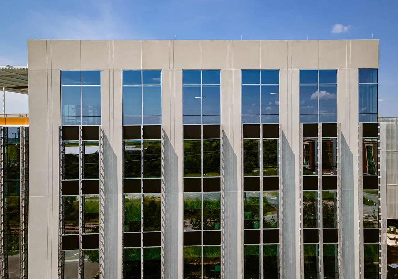 Charleston Technology Center Office and Parking Deck