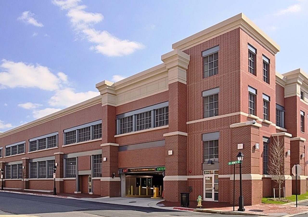 Calvert Street Parking Structure by Shockey