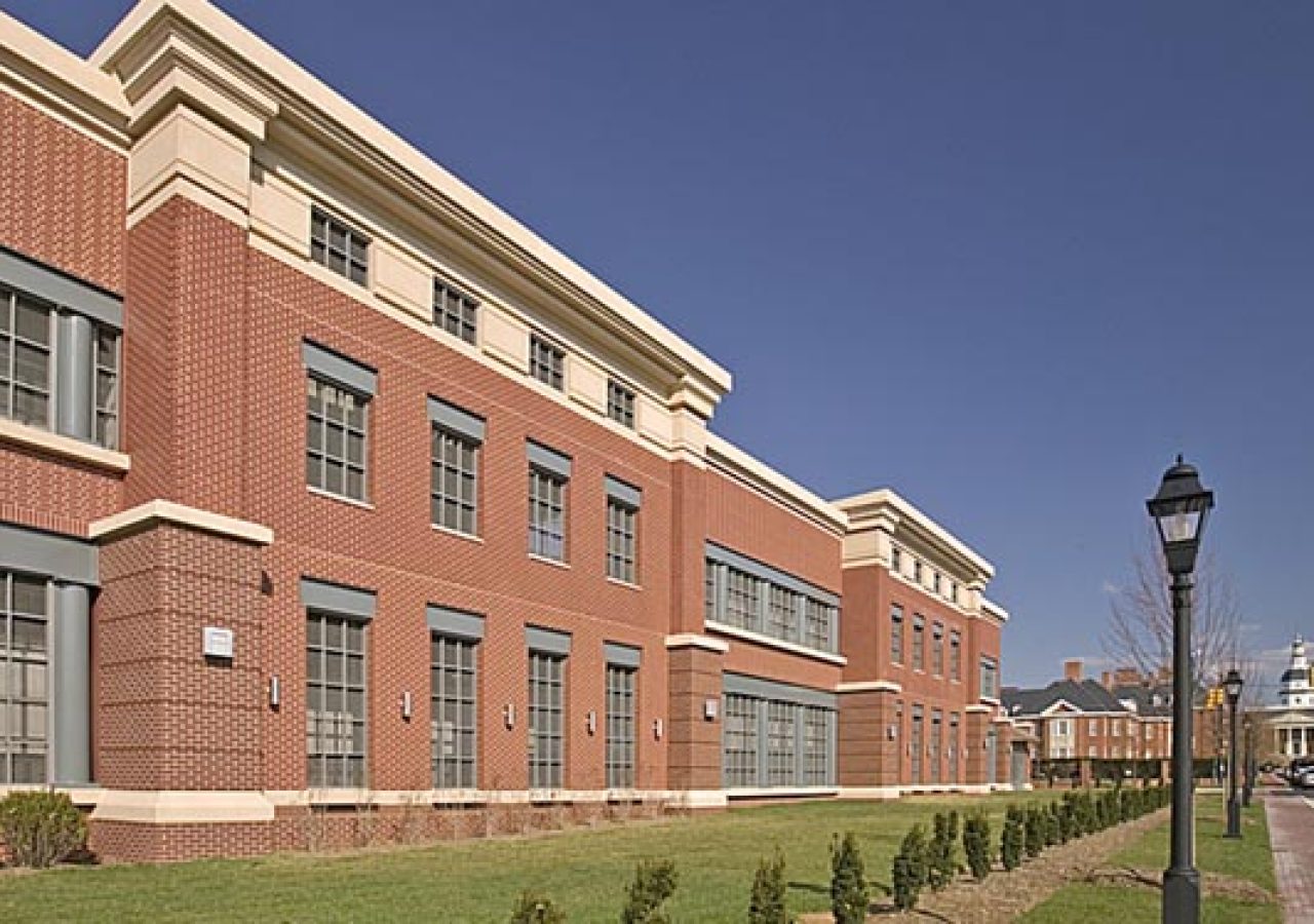 Calvert Street Parking Structure by Shockey